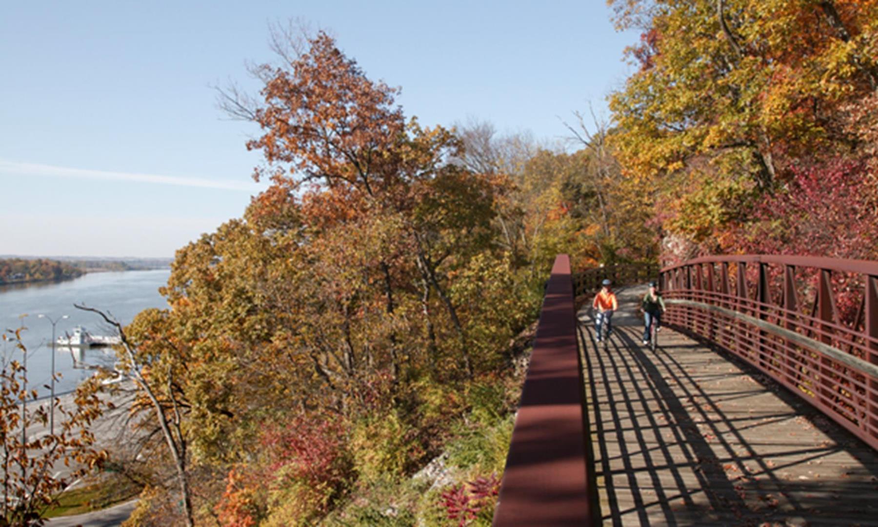 Stunning State Parks: Illinois Family Reunion Locations