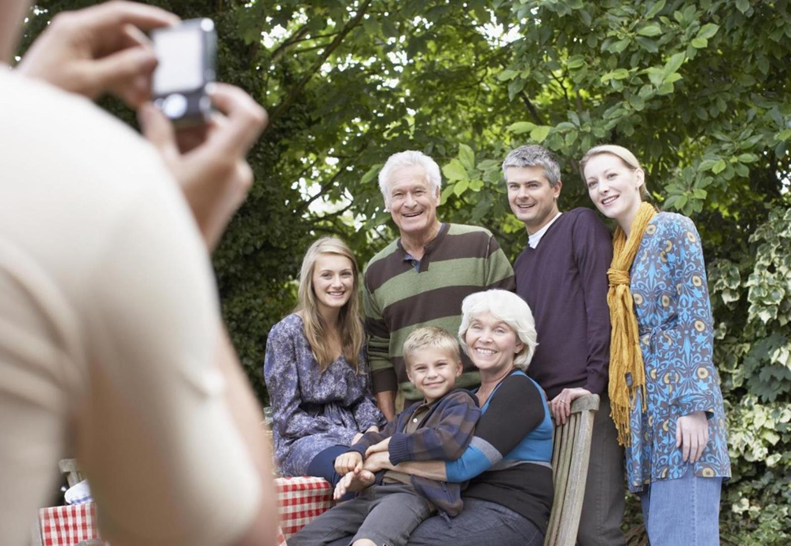 6 Great Tips for Preserving Your Reunion Memories